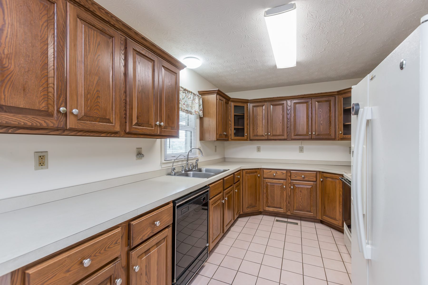 122 Barker Way, Lancaster, KY 40444