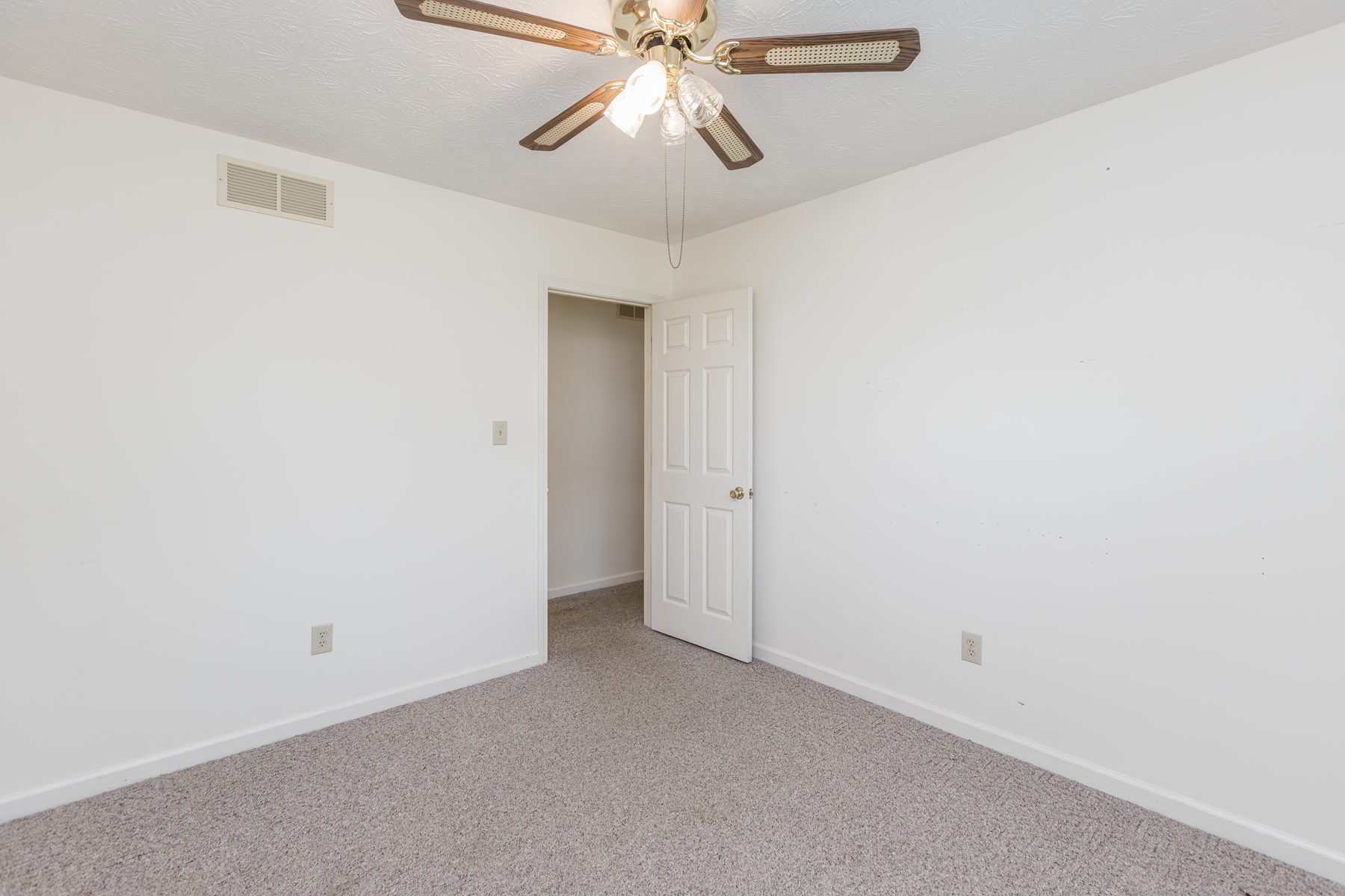 122 Barker Way, Lancaster, KY 40444