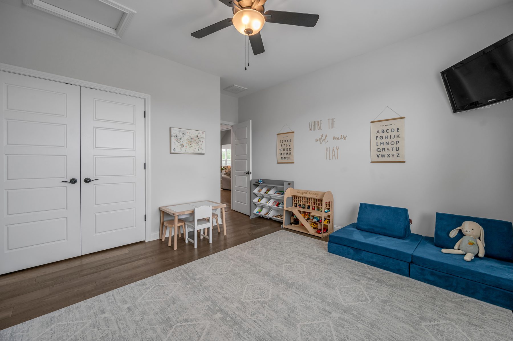 1912 Tidewater Flat, Lexington, KY 40509