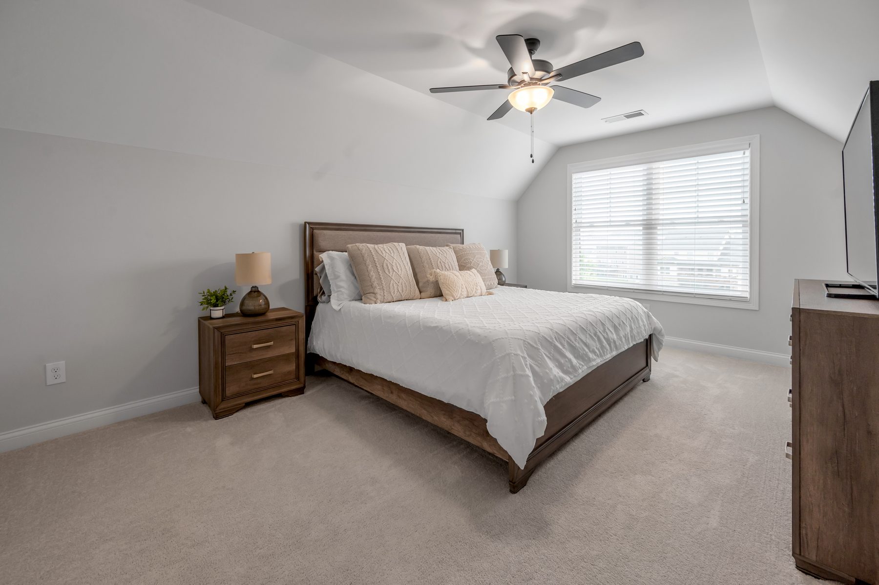 1912 Tidewater Flat, Lexington, KY 40509